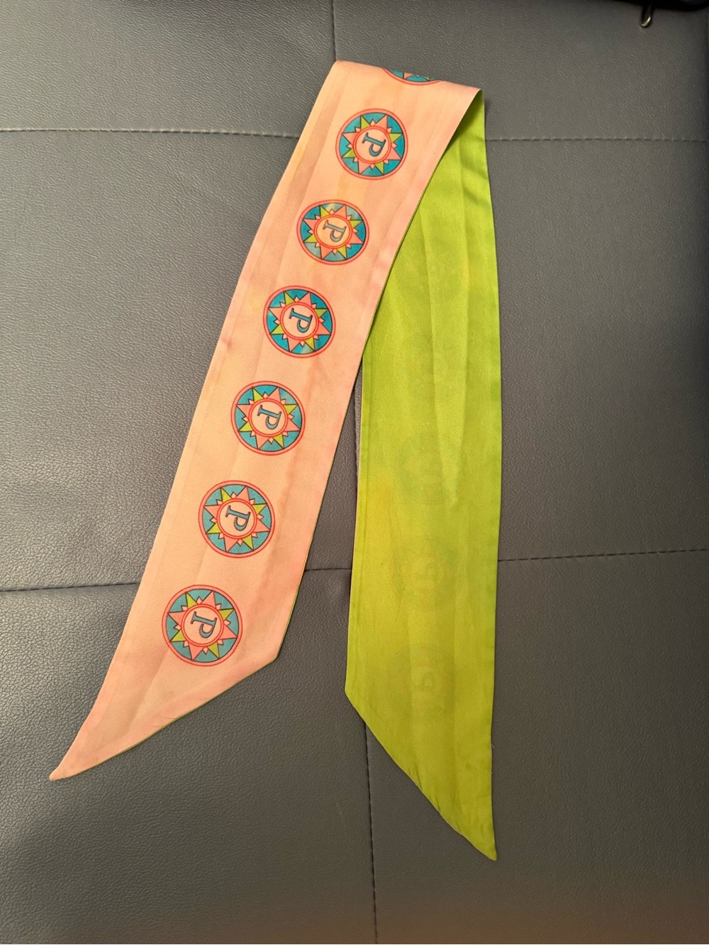 Parazul Silk Twilly Scarf in Peach and Lime Green – Designer-Inspired